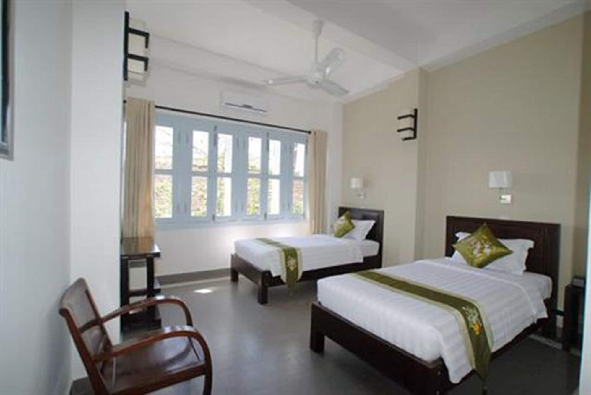 The Columns Hotel Kampot Ngoại thất bức ảnh