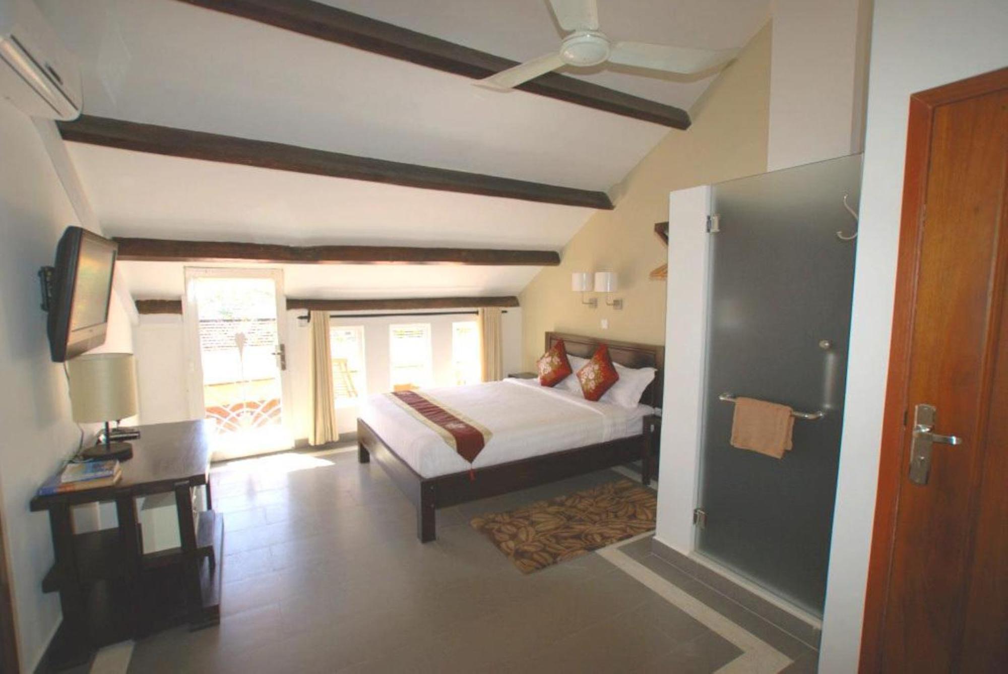 The Columns Hotel Kampot Ngoại thất bức ảnh