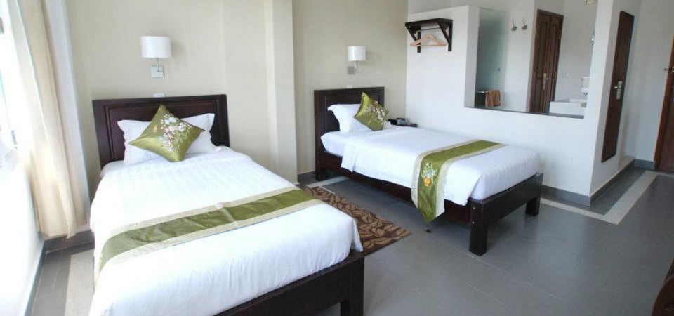 The Columns Hotel Kampot Ngoại thất bức ảnh