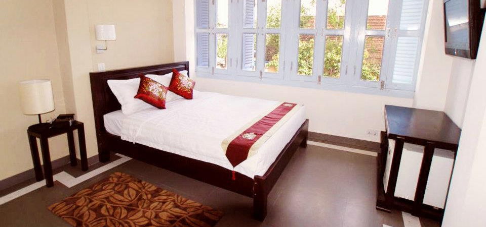 The Columns Hotel Kampot Ngoại thất bức ảnh